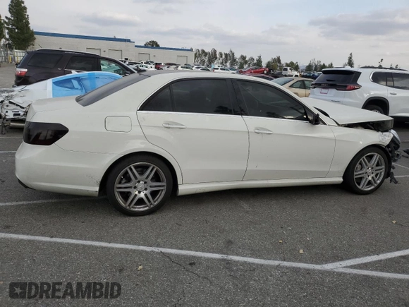 2010 Mercedes-Benz E 550 Luxury with VIN WDDHF7CB7AA032016, listed as a Copart auction lot 88959105 with 165,421 mi miles and Salvage Title. Bid and sale history available at DreamBid. Image 3.