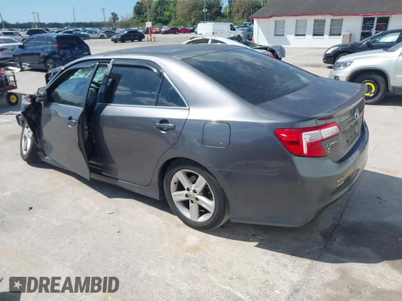 2014 Toyota Camry L with VIN 4T1BF1FK2EU390116, listed as a IAAI auction lot 41705712 with 1 mi miles. Bid and sale history available at carsss.com. Image 3.