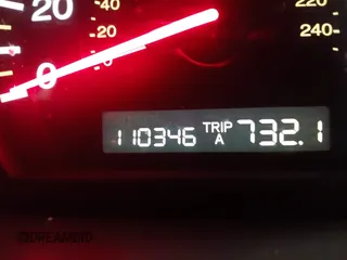 2005 Honda Accord LX z VIN 1HGCM56475A017843, wystawiony jako IAAI lot #42211699 z przebiegiem 110 346 mil mil oraz . Historia ofert i sprzedaży dostępna na DreamBid. Obrazek 16.