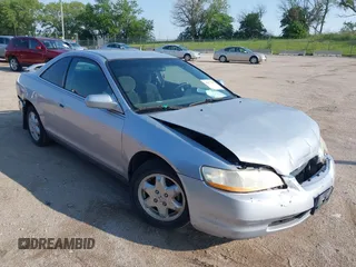 1998 Honda Accord LX с VIN 1HGCG3246WA006089, выставлен на аукционе IAAI как лот 42377542 с пробегом Не указан миль и . История ставок и продаж доступна на DreamBid. Изображение 1.