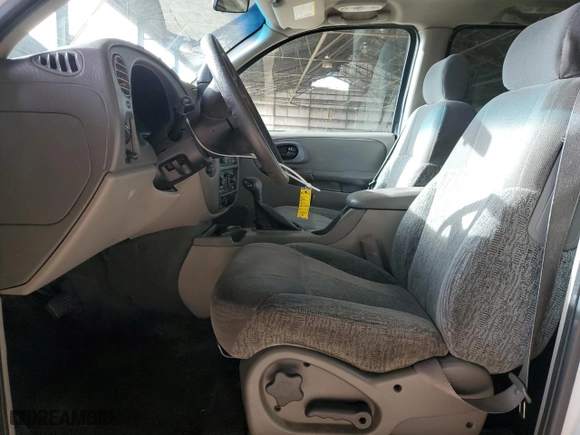 2002 Chevrolet TrailBlazer LS with VIN 1GNDT13S022192689, listed as a Copart auction lot 48826935 with 242,509 mi miles and Salvage Title. Bid and sale history available at carsss.com. Image 7.