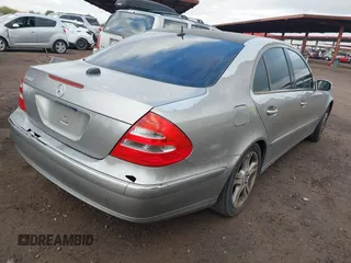 2004 Mercedes-Benz E-Class 5.0L with VIN WDBUF70J14A522118, listed as a IAAI auction lot 41786440 with 153,325 mi miles. Bid and sale history available at carsss.com. Image 4.