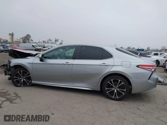 2019 Toyota Camry LE z VIN 4T1B11HK7KU713082, wystawiony jako IAAI lot #42151362 z przebiegiem 93 546 mil mil oraz . Historia ofert i sprzedaży dostępna na DreamBid. Obrazek 15.