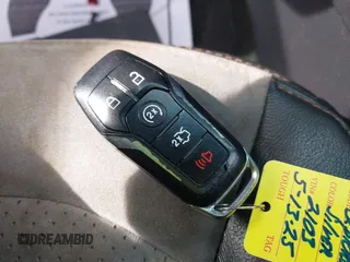 2017 Ford Explorer XLT z VIN 1FM5K8D80HGA02103, wystawiony jako IAAI lot #42288779 z przebiegiem 209 401 mil mil oraz . Historia ofert i sprzedaży dostępna na DreamBid. Obrazek 11.
