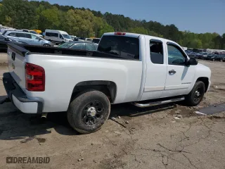 2007 Chevrolet Silverado 1500 LT w/2LT with VIN 2GCEC19JX71663055, listed as a Copart auction lot 51639985 with 219,662 mi miles and Clean Title. Bid and sale history available at carsss.com. Image 3.