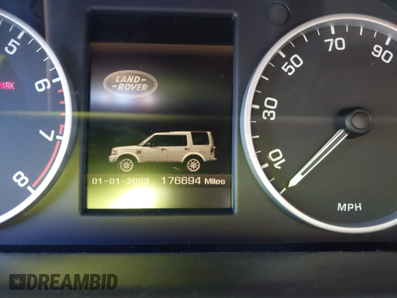 2011 Land Rover LR4 Lux with VIN SALAK2D45BA557984, listed as a IAAI auction lot 41263368 with 176,694 mi miles and . Bid and sale history available at DreamBid. Image 7.