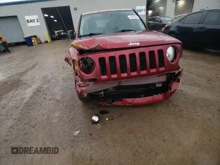 2014 Jeep Patriot Altitude with VIN 1C4NJPBA7ED512632, listed as a Copart auction lot 43197655 with 163,440 mi miles and Salvage Title. Bid and sale history available at DreamBid. Image 13.