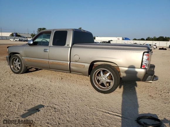 1999 Chevrolet Silverado 1500 LS with VIN 2GCEC19V8X1157999, listed as a Copart auction lot 66518504 with 0 mi miles and Salvage Title. Bid and sale history available at carsss.com. Image 2.