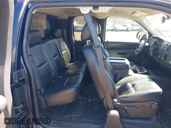 2012 Chevrolet Silverado 1500 LT with VIN 1GCRKSE77CZ192665, listed as a IAAI auction lot 41888886 with 167,084 mi miles. Bid and sale history available at carsss.com. Image 8.