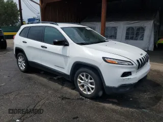 2017 Jeep Cherokee Sport z VIN 1C4PJLAB1HW653104, wystawiony jako Copart lot #58091345 z przebiegiem 106 736 mil mil oraz Szkoda całkowita • Salvage title. Historia ofert i sprzedaży dostępna na DreamBid. Obrazek 4.