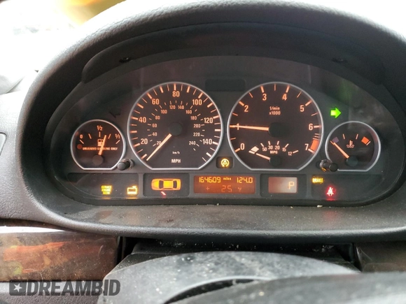 2004 BMW 3 Series 330i with VIN WBAEV53414KM33644, listed as a Copart auction lot 87647665 with 164,609 mi miles and Clean Title. Bid and sale history available at carsss.com. Image 9.