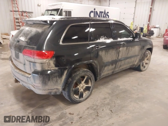 2015 Jeep Grand Cherokee Laredo with VIN 1C4RJFAG3FC607827, listed as a IAAI auction lot 41298397 with 198,171 mi miles. Bid and sale history available at carsss.com. Image 4.