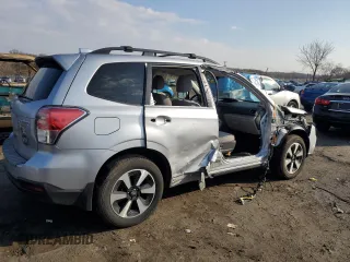 2018 Subaru Forester Premium with VIN JF2SJAEC2JH472056, listed as a Copart auction lot 43222465 with 36,385 mi miles and Salvage Title. Bid and sale history available at carsss.com. Image 3.