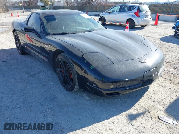 2002 Chevrolet Corvette Z06 with VIN 1G1YY12S225131395, listed as a IAAI auction lot 41440192 with 100,557 mi miles. Bid and sale history available at carsss.com. Image 1.