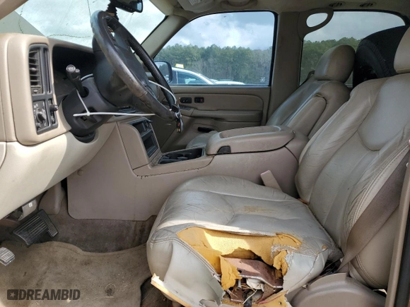 2004 Chevrolet Tahoe LT with VIN 1GNEC13ZX4R304054, listed as a Copart auction lot 44841795 with 4,663 mi miles and Clean Title. Bid and sale history available at carsss.com. Image 7.