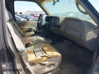 1997 Chevrolet Tahoe with VIN 1GNEK13R8VJ329165, listed as a IAAI auction lot 41631672 with 166,976 mi miles. Bid and sale history available at carsss.com. Image 5.