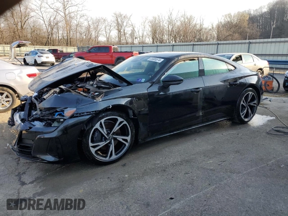 2023 Audi e-tron GT Premium Plus z VIN WAUCJBFW8P7005334, wystawiony jako Copart lot #41005574 z przebiegiem 10 093 mil mil oraz . Historia ofert i sprzedaży dostępna na DreamBid. Obrazek 1.