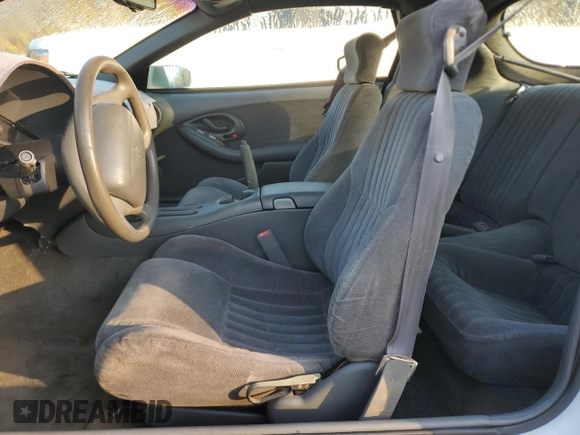 1997 Pontiac Firebird Firebird z VIN 2G2FS22K5V2232134, wystawiony jako Copart lot #47107645 z przebiegiem Nie podano mil oraz Szkoda całkowita • Salvage title. Historia ofert i sprzedaży dostępna na DreamBid. Obrazek 7.