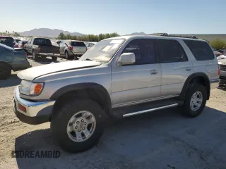 1997 Toyota 4Runner SR5 z VIN JT3GN86R9V0050590, wystawiony jako Copart lot #58183695 z przebiegiem 331 017 mil mil oraz Szkoda całkowita • Salvage title. Historia ofert i sprzedaży dostępna na DreamBid. Obrazek 1.