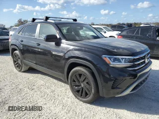 2023 Volkswagen Atlas SE z VIN 1V2WE2CA8PC214978, wystawiony jako Copart lot #77003984 z przebiegiem 6 926 mil mil oraz Nie do naprawy • Non repairable. Historia ofert i sprzedaży dostępna na DreamBid. Obrazek 4.