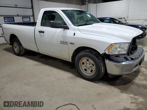 2017 Ram 1500 Tradesman z VIN 3C6JR6DT1HG675260, wystawiony jako Copart lot #81316994 z przebiegiem 179 886 mil mil oraz Szkoda całkowita • Salvage title. Historia ofert i sprzedaży dostępna na DreamBid. Obrazek 4.