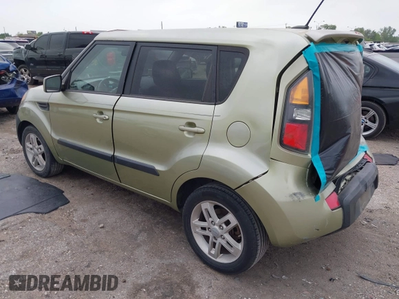 2011 Kia Soul + with VIN KNDJT2A22B7213906, listed as a IAAI auction lot 41947276 with 152,022 mi miles. Bid and sale history available at carsss.com. Image 3.