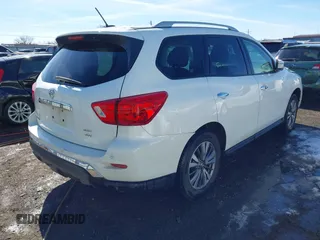 2018 Nissan Pathfinder S with VIN 5N1DR2MM7JC643330, listed as a IAAI auction lot 41608043 with 136,490 mi miles and . Bid and sale history available at DreamBid. Image 4.