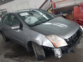 2011 Nissan Sentra SL with VIN 3N1AB6AP2BL611721, listed as a IAAI auction lot 42374394 with 103,751 mi miles and . Bid and sale history available at DreamBid. Image 1.