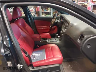 2011 Dodge Charger RT Max with VIN 2B3CM5CT1BH548996, listed as a IAAI auction lot 41577876 with 191,585 mi miles. Bid and sale history available at carsss.com. Image 5.
