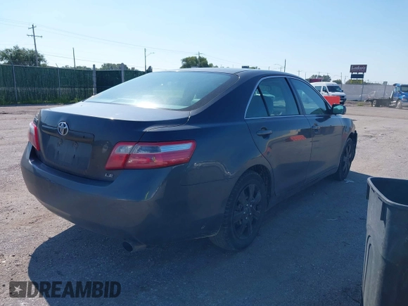 2007 Toyota Camry CE z VIN 4T1BE46K67U135198, wystawiony jako IAAI lot #40270157 z przebiegiem 211 315 mil mil oraz . Historia ofert i sprzedaży dostępna na DreamBid. Obrazek 4.