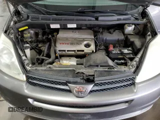2004 Toyota Sienna XLE with VIN 5TDZA22CX4S144066, listed as a Copart auction lot 51097185 with 178,440 mi miles and Salvage Title. Bid and sale history available at carsss.com. Image 12.