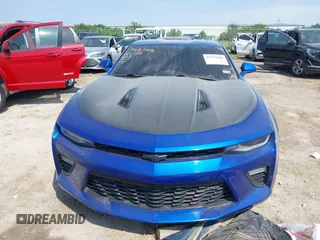 2018 Chevrolet Camaro 2SS z VIN 1G1FH1R73J0157556, wystawiony jako IAAI lot #41928609 z przebiegiem 88 730 mil mil oraz . Historia ofert i sprzedaży dostępna na DreamBid. Obrazek 6.