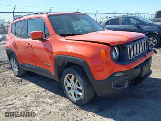 2015 Jeep Renegade Latitude with VIN ZACCJBBT7FPB40787, listed as a IAAI auction lot 41853485 with 125,360 mi miles. Bid and sale history available at carsss.com. Image 1.
