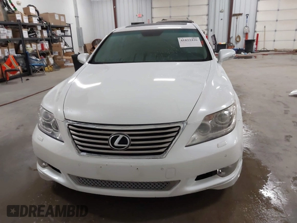 2010 Lexus LS 460 z VIN JTHCL5EF9A5006610, wystawiony jako IAAI lot #41833426 z przebiegiem 224 890 mil mil oraz . Historia ofert i sprzedaży dostępna na DreamBid. Obrazek 12.