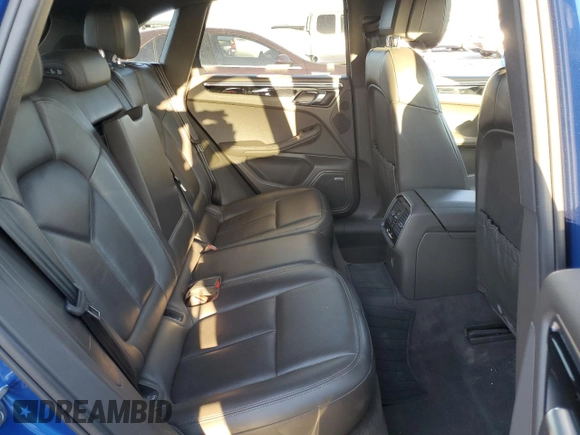 2018 Porsche Macan с VIN WP1AA2A54JLB18753, выставлен на аукционе Copart как лот 53989975 с пробегом 56 584 миль миль и Списание • Salvage title. История ставок и продаж доступна на DreamBid. Изображение 11.