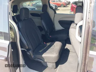 2017 Chrysler Pacifica Touring with VIN 2C4RC1DG7HR695171, listed as a IAAI auction lot 42230782 with 114,273 mi miles and . Bid and sale history available at DreamBid. Image 8.