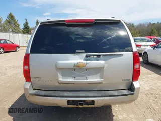 2010 Chevrolet Suburban LS with VIN 1GNUKHE34AR225345, listed as a IAAI auction lot 42106308 with 203,097 mi miles. Bid and sale history available at carsss.com. Image 17.