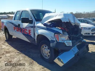 2011 Ford F-150 XL with VIN 1FTEX1EM1BFC07130, listed as a IAAI auction lot 41638664 with 133,891 mi miles. Bid and sale history available at carsss.com. Image 1.