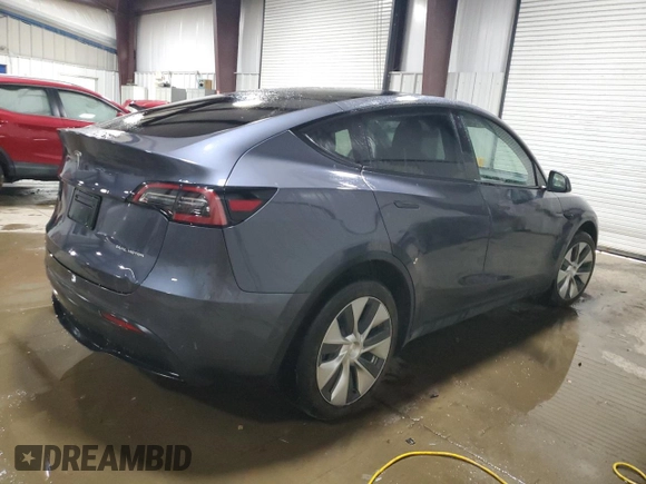 2022 Tesla Model Y Long Range with VIN 7SAYGDEE7NF422837, listed as a Copart auction lot 55271665 with 52,976 mi miles and Clean Title. Bid and sale history available at DreamBid. Image 3.