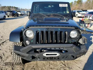 2018 Jeep Wrangler JK Unlimited Sahara with VIN 1C4BJWEG1JL890913, listed as a Copart auction lot 41367695 with 62,521 mi miles and Salvage Title. Bid and sale history available at carsss.com. Image 5.
