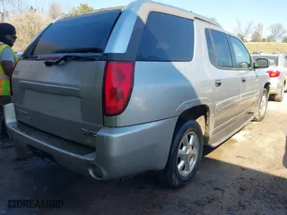 2004 GMC Envoy XUV SLT with VIN 1GKET12S346176162, listed as a IAAI auction lot 41787354 with 237,205 mi miles. Bid and sale history available at carsss.com. Image 4.