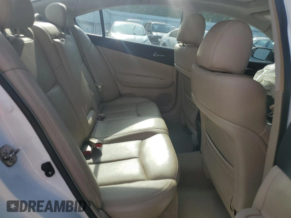 2014 Nissan Maxima SV z VIN 1N4AA5AP4EC446058, wystawiony jako Copart lot #51843385 z przebiegiem 98 481 mil mil oraz Szkoda całkowita • Salvage title. Historia ofert i sprzedaży dostępna na DreamBid. Obrazek 10.