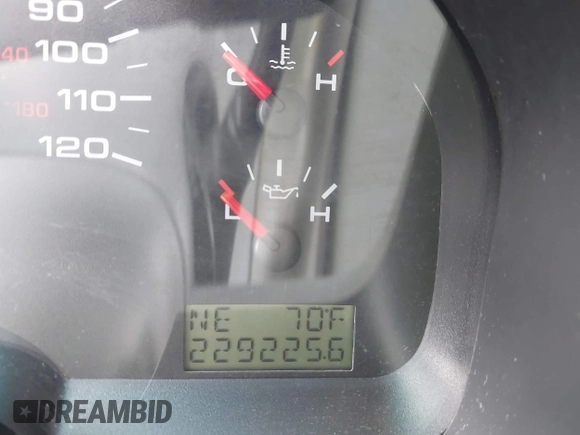 2004 Ford F-150 XLT with VIN 1FTRW12WX4KD53787, listed as a IAAI auction lot 42157594 with 229,225 mi miles and . Bid and sale history available at DreamBid. Image 15.