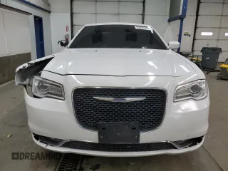 2016 Chrysler 300 Limited with VIN 2C3CCARG1GH270827, listed as a Copart auction lot 83959394 with 122,288 mi miles and Salvage Title. Bid and sale history available at DreamBid. Image 5.