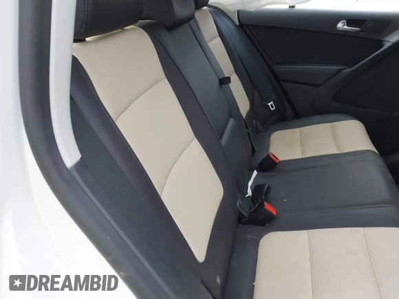 2017 Volkswagen Tiguan S with VIN WVGBV7AX3HK020883, listed as a IAAI auction lot 41782168 with 87,650 mi miles and . Bid and sale history available at DreamBid. Image 8.