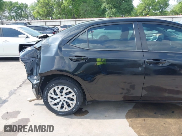 2019 Toyota Corolla L z VIN 5YFBURHE7KP905555, wystawiony jako IAAI lot #41943232 z przebiegiem 83 213 mil mil oraz . Historia ofert i sprzedaży dostępna na DreamBid. Obrazek 19.
