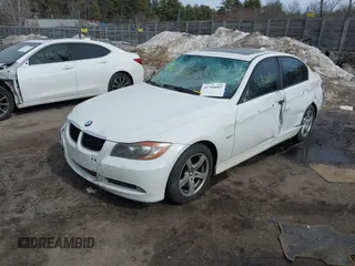 2006 BMW 3 Series 325xi with VIN WBAVD13556KV03735, listed as a IAAI auction lot 41768087 with 1 mi miles. Bid and sale history available at carsss.com. Image 17.