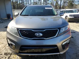2013 Kia Sorento SX with VIN 5XYKW4A23DG400150, listed as a Copart auction lot 49236515 with 171,481 mi miles and Salvage Title. Bid and sale history available at carsss.com. Image 5.