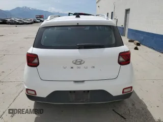 2022 Hyundai Venue SEL with VIN KMHRC8A38NU208306, listed as a Copart auction lot 58623695 with 20,122 mi miles and Salvage title. Bid and sale history available at DreamBid. Image 6.