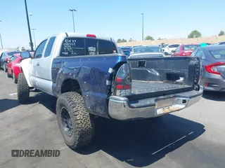 2008 Toyota Tacoma with VIN 5TEUU42N58Z522656, listed as a IAAI auction lot 42151670 with Not Provided miles and . Bid and sale history available at carsss.com. Image 14.